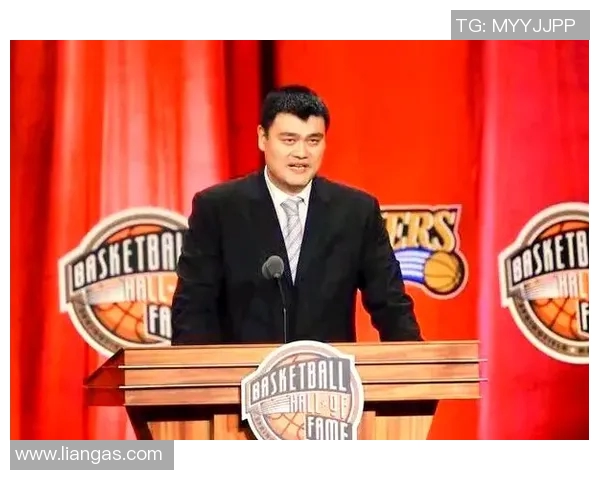 姚明电脑转场背后的故事与启示：从篮球巨星到科技先锋的华丽转身