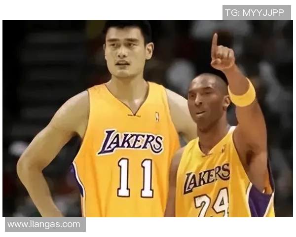 姚明独特的身体比例如何影响他的篮球生涯与运动表现分析