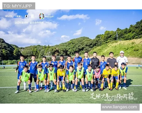 足球明星访菲律宾的精彩瞬间与足迹回顾 足球明星访菲律宾的精彩瞬间与足迹回顾