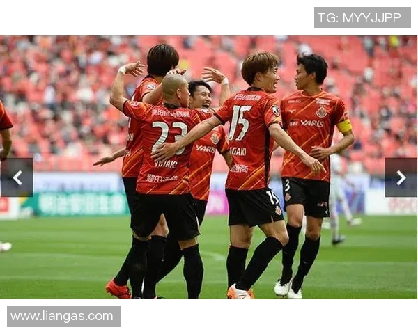 名古屋与鹿岛激战正酣比分揭晓精彩瞬间回顾