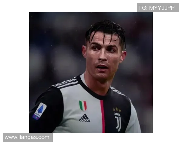 足球明星男士头像发型图片精选展现个性与风格 足球明星男士头像发型图片精选展现个性与风格