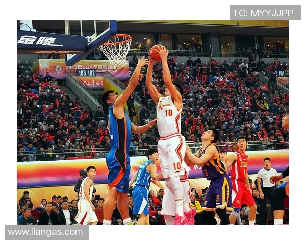 明星们的篮球服时尚秀场谁说运动与潮流不能兼得 明星们的篮球服时尚秀场谁说运动与潮流不能兼得